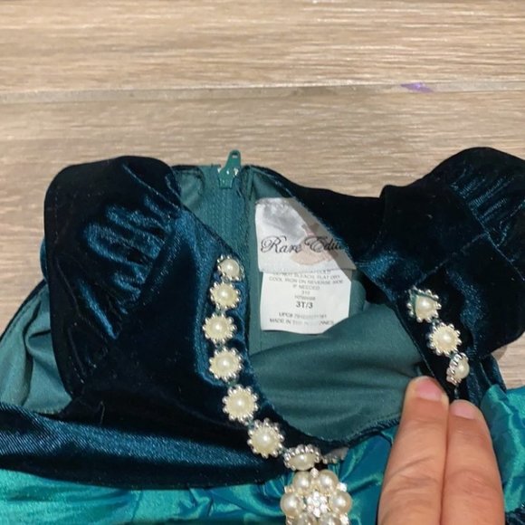 Rare Editions Girl Green Velvet Cap Sleeves Bow Tie Dress Size 3T - Picture 4 of 6